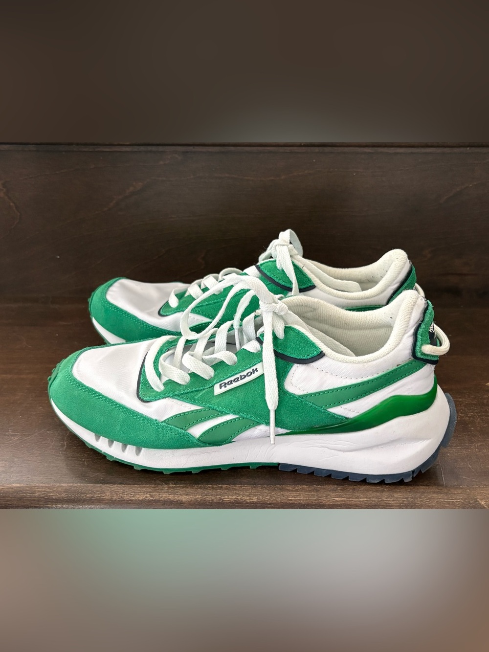 Reebok Forte Racer Green Size Woman’s 8.5 Excellent Condition